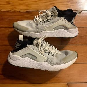 Women's Nike Huarache